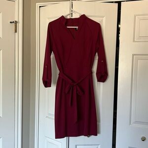 Alexia Admor wine mid length dress